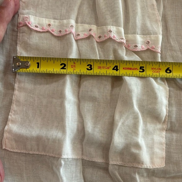 VINTAGE SHEER WHITE COTTON APRON~POCKET~PINK EYELET TRIM~MARGE OF HOLLYWOOD - Picture 12 of 12